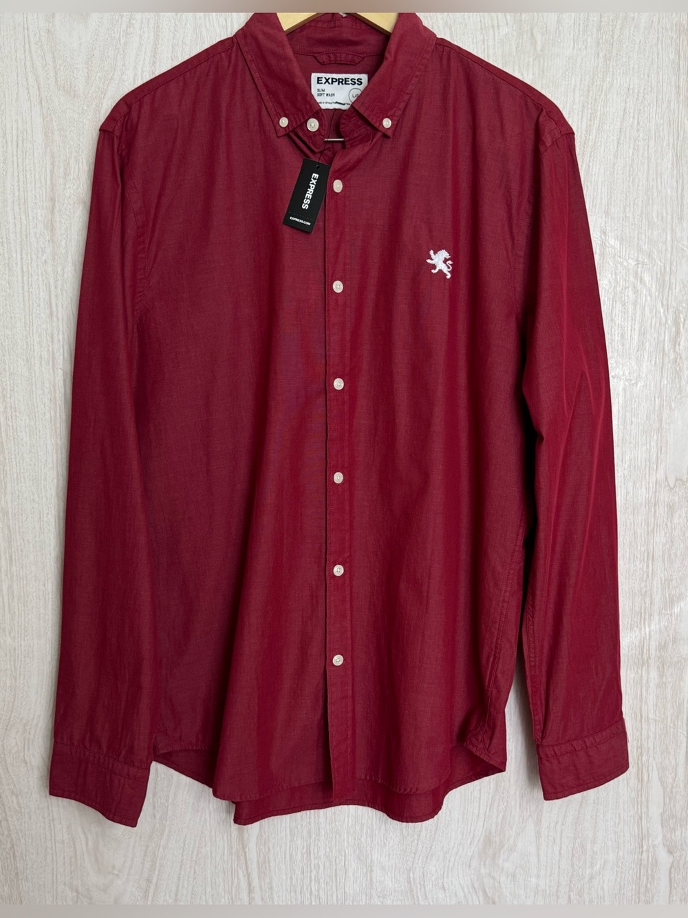 Express Men’s Button-Down Shirt in Deep Wine size L